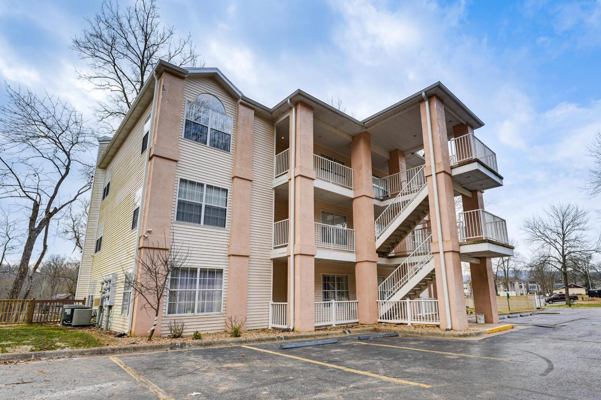 Branson Lakefront Condo With Sunroom And Lake Views! Екстер'єр фото
